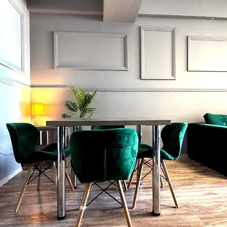 Apartment Seaview Luxe - Beachfront Mamaia